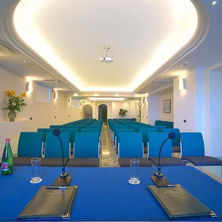 Le Querce Resort Sea Thermae & Spa Isquia Exterior foto